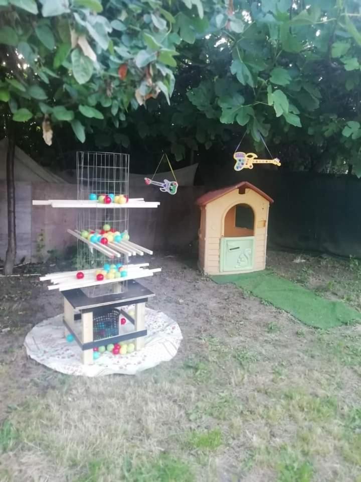 Villa Konstantinos Olympiakí Aktí Exteriör bild