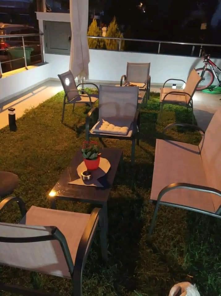 Villa Konstantinos Olympiakí Aktí Exteriör bild