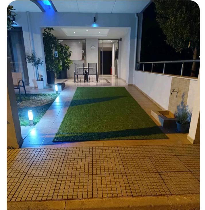Villa Konstantinos Olympiakí Aktí Exteriör bild