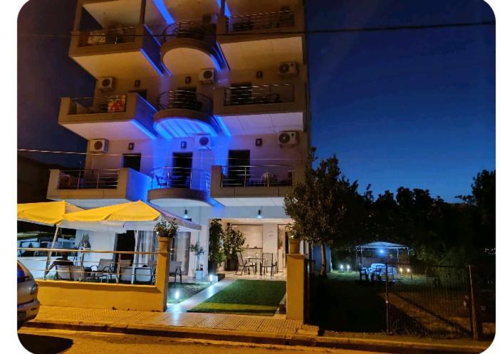 Villa Konstantinos Olympiakí Aktí Exteriör bild