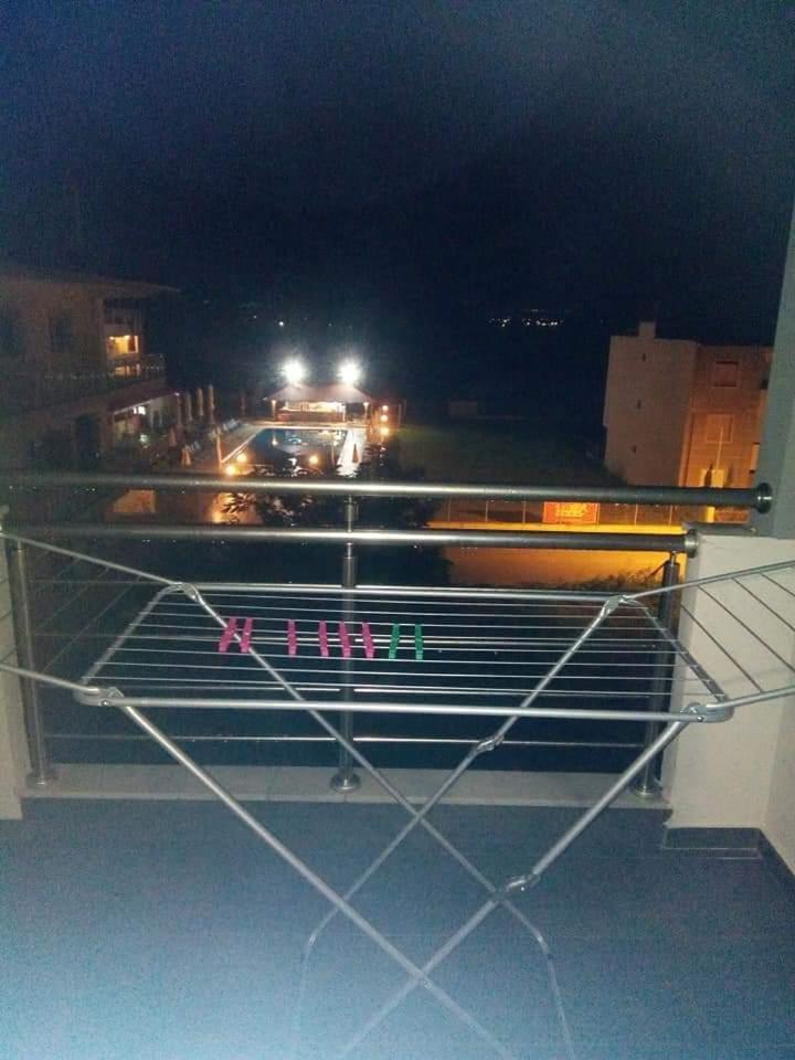 Villa Konstantinos Olympiakí Aktí Exteriör bild